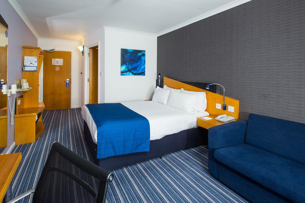 Holiday Inn Express Manchester East, An Ihg Hotel Экстерьер фото