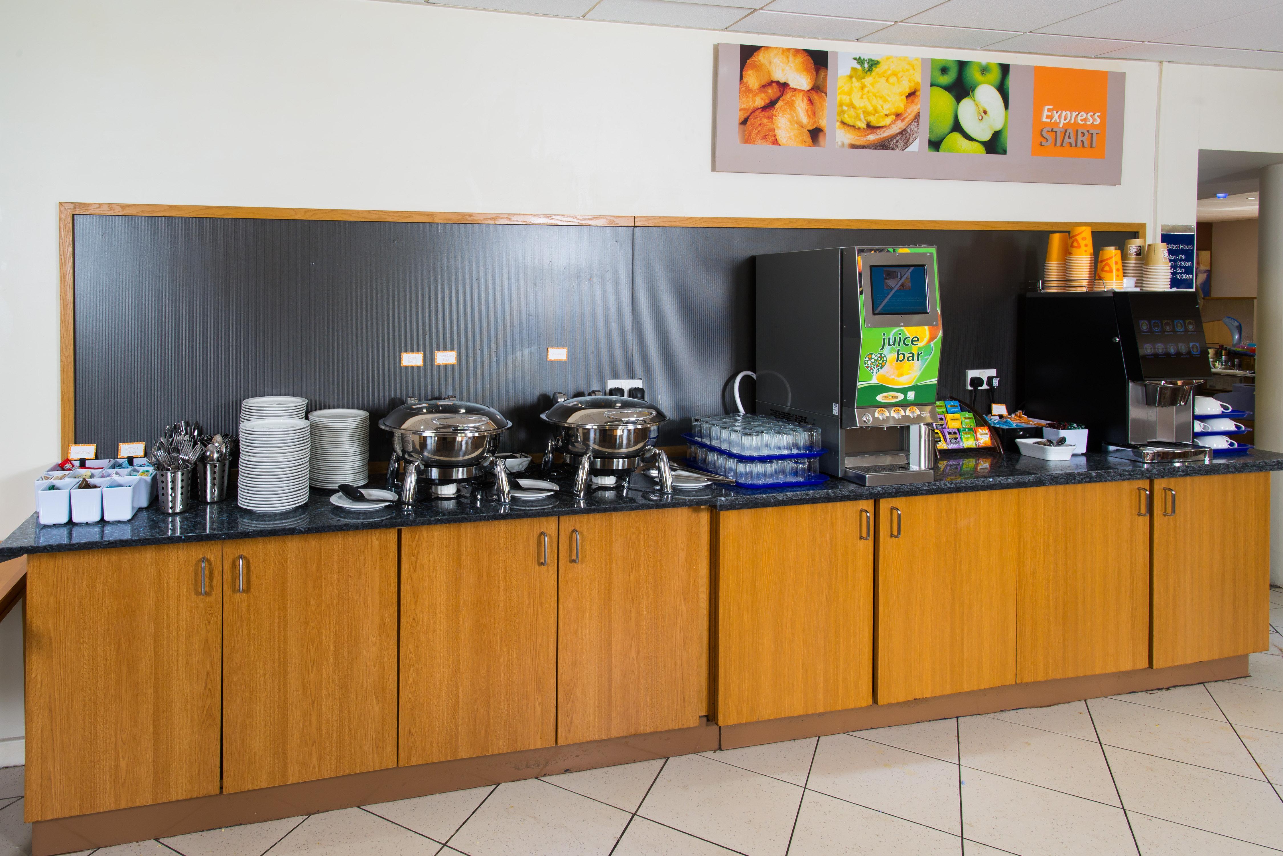 Holiday Inn Express Manchester East, An Ihg Hotel Экстерьер фото