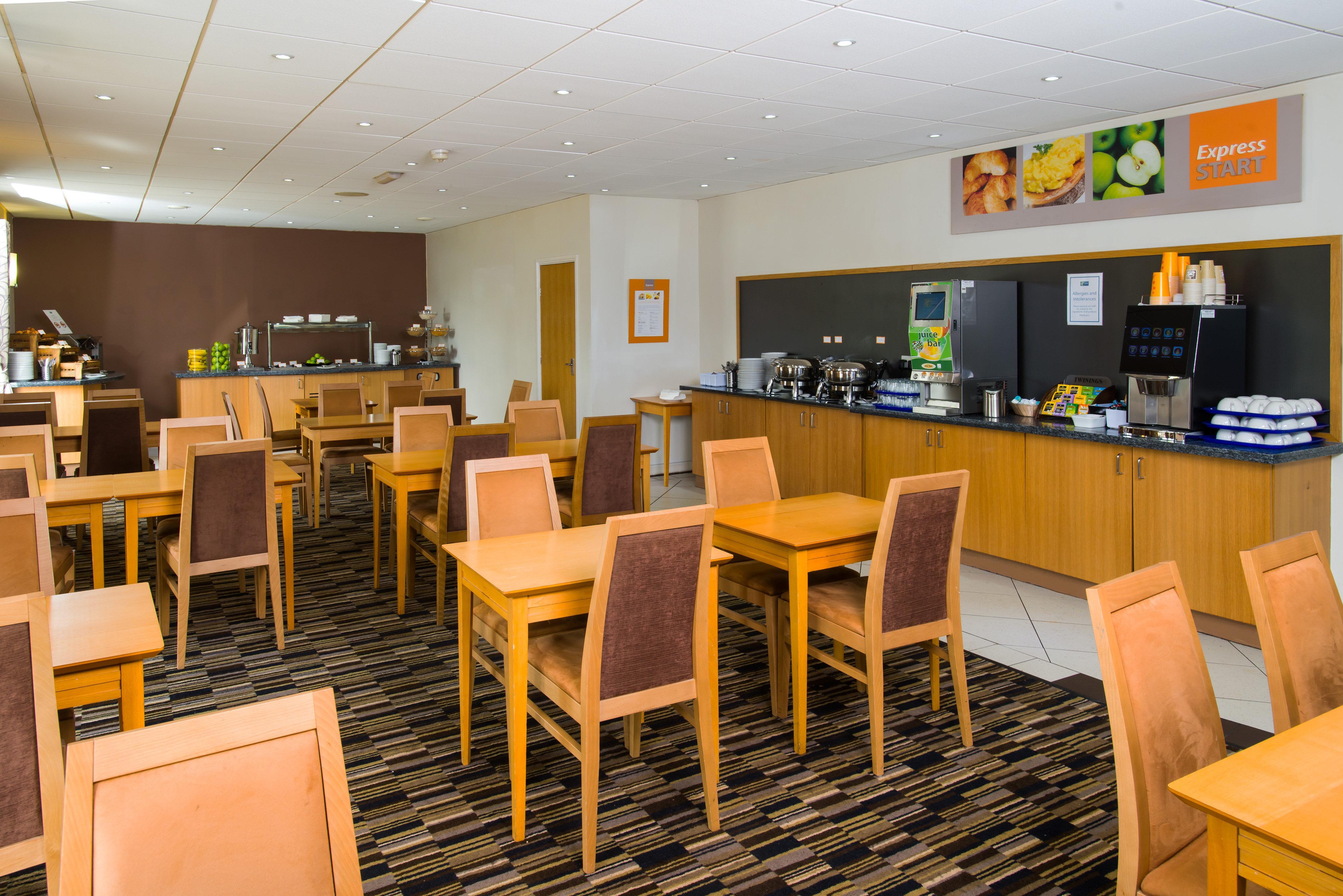 Holiday Inn Express Manchester East, An Ihg Hotel Экстерьер фото