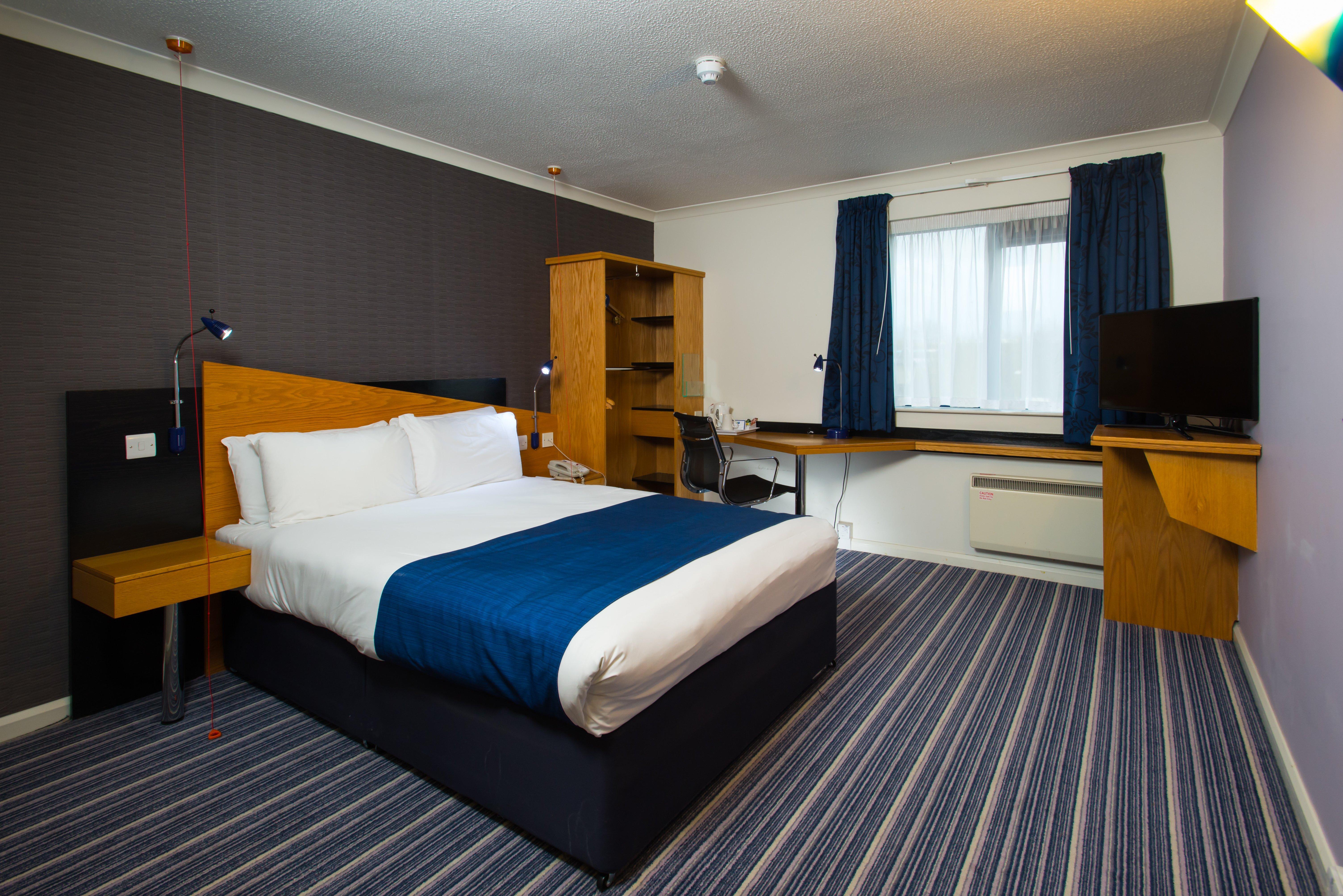 Holiday Inn Express Manchester East, An Ihg Hotel Экстерьер фото